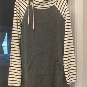 Maurices Large Hoodie